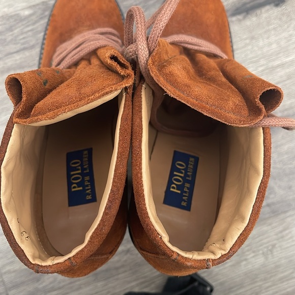 Boots - Picture 5 of 7